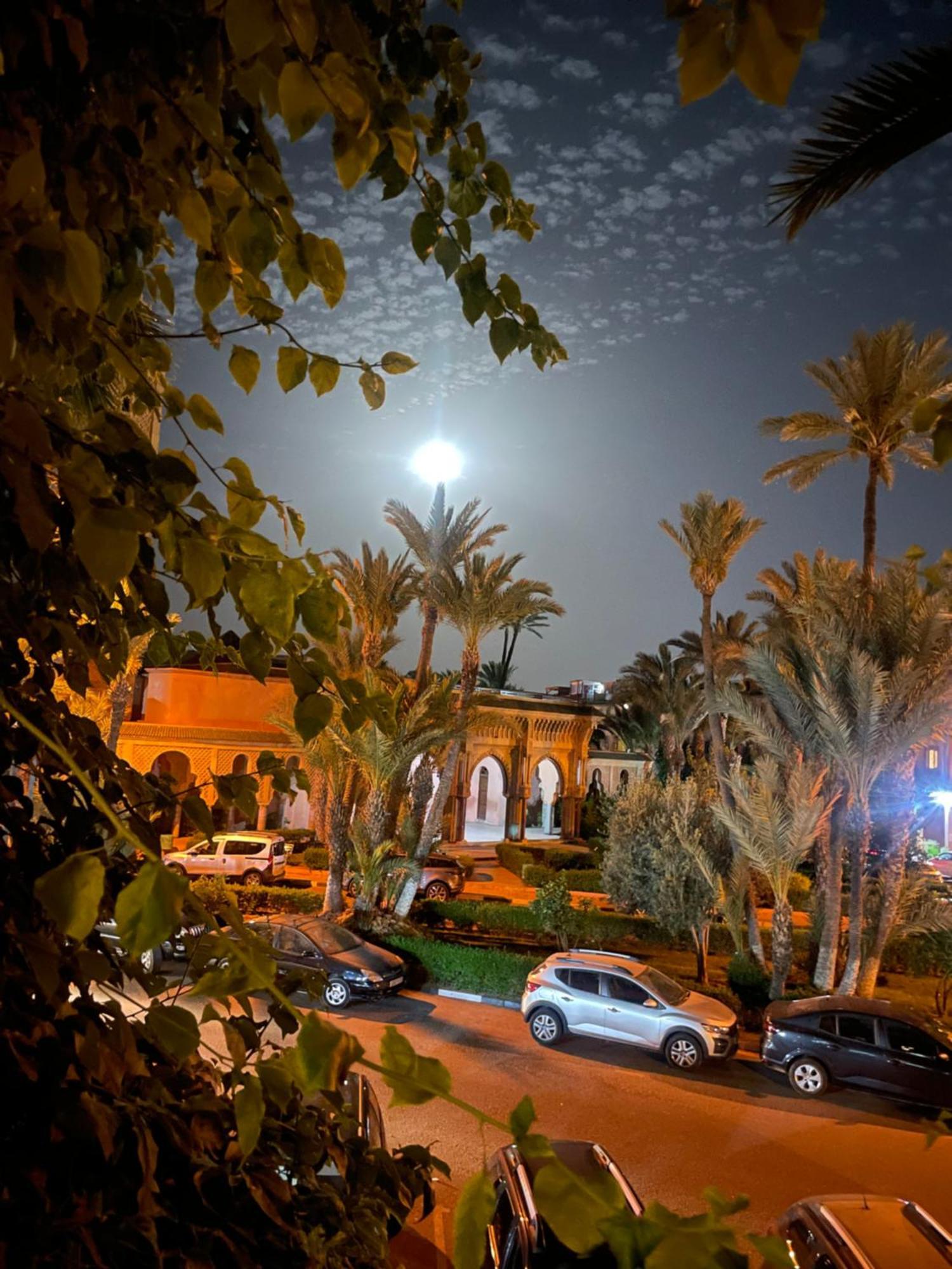 Riad Palmier Fleuri Marrakesh Ngoại thất bức ảnh